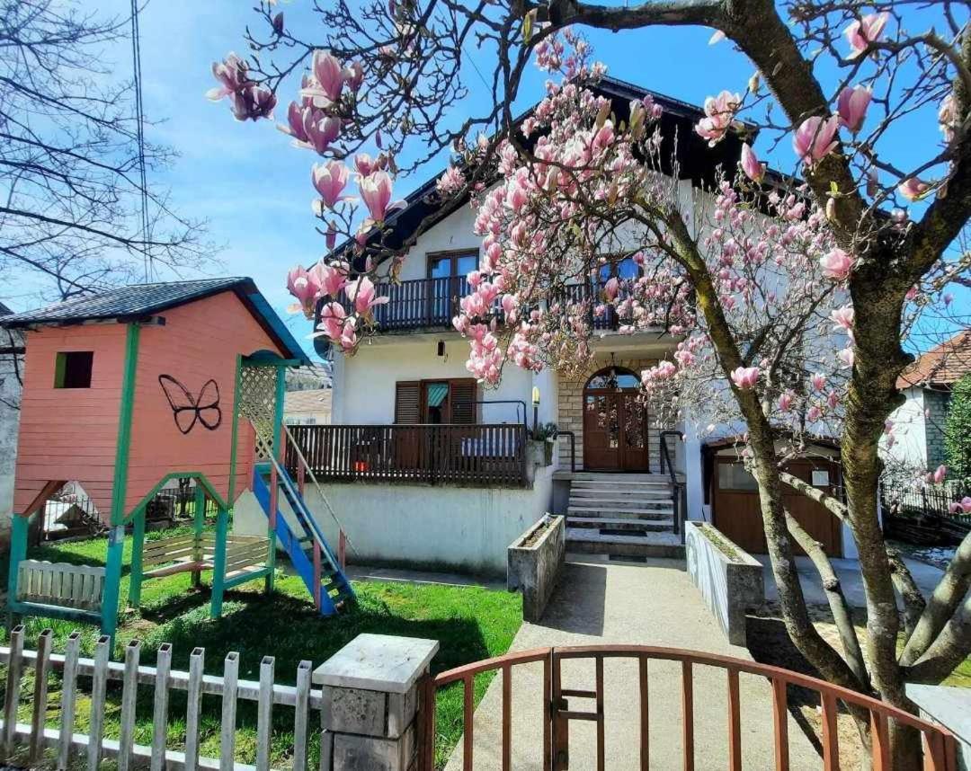 Old Town House Apartamento Nikšić Exterior foto